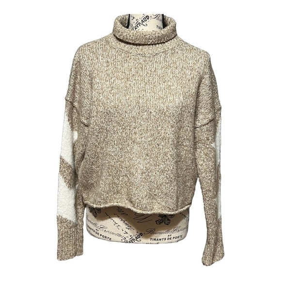 Lou & Grey Oversized Cropped Ribbed Knit Cowl Neck Boxy Star Sweater Tan Oatmeal - Picture 1 of 7